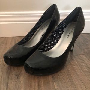 Black Close Toe Heels